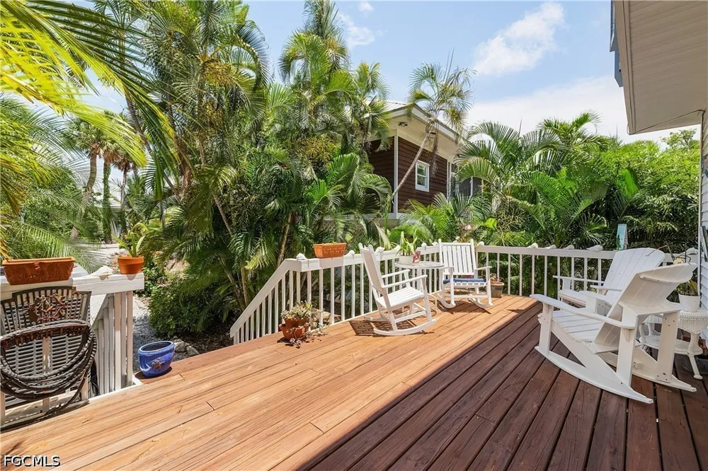 Useppa Island #Unit B Useppa Island, FL 33921