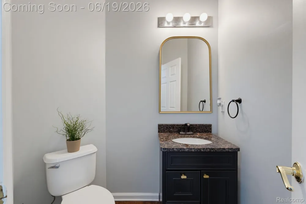 25035 Samoset Court Novi City, MI 48374
