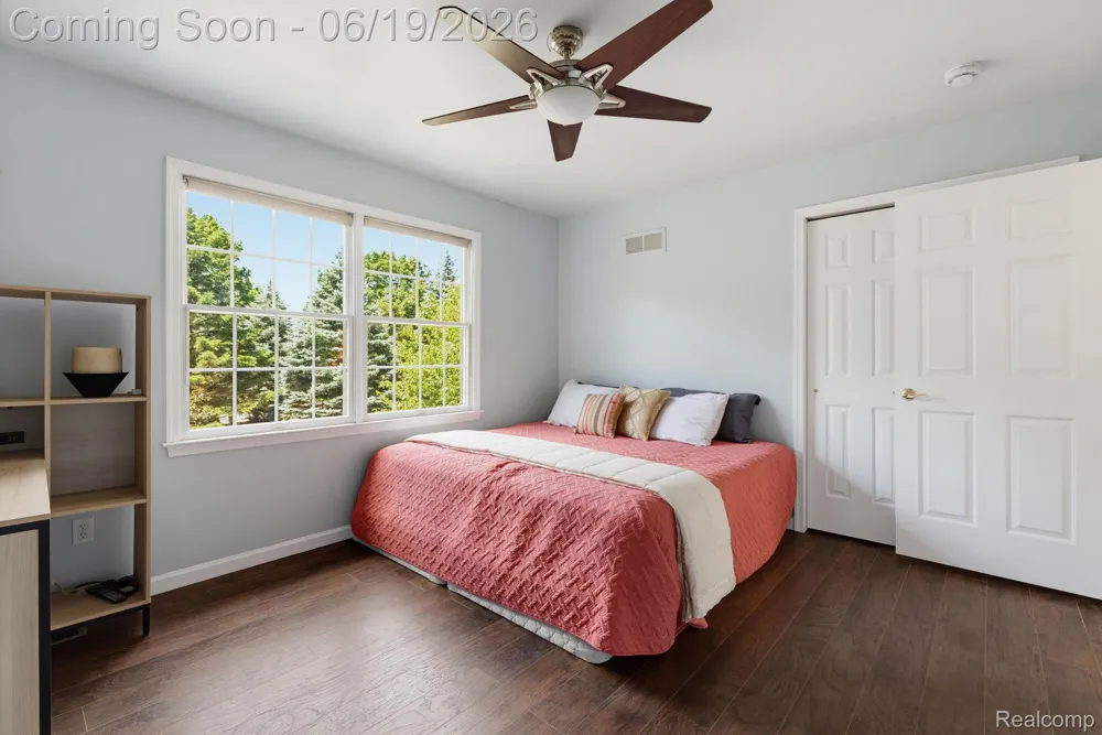 25035 Samoset Court Novi City, MI 48374