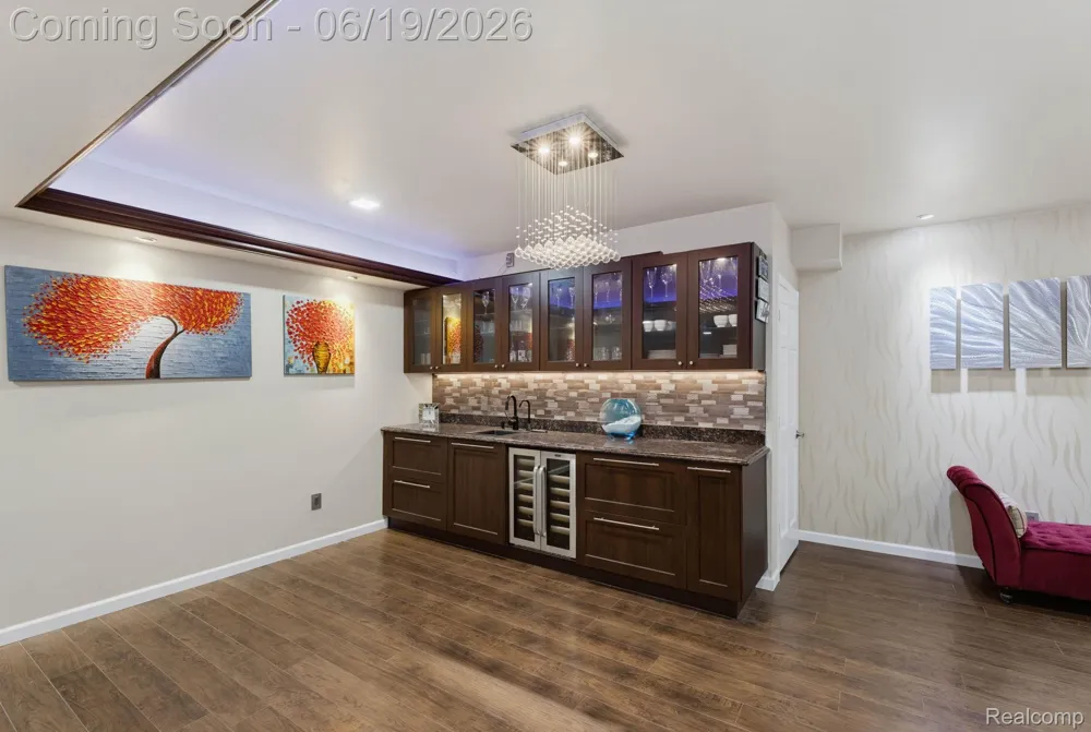 25035 Samoset Court Novi City, MI 48374