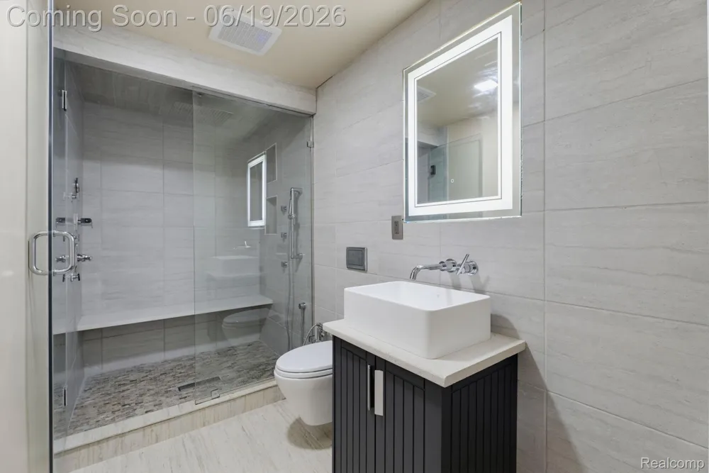 25035 Samoset Court Novi City, MI 48374