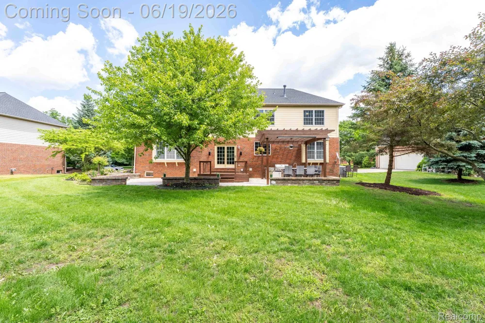 25035 Samoset Court Novi City, MI 48374