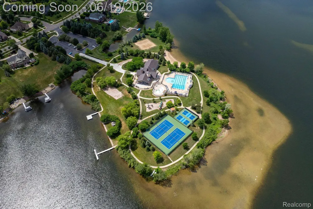 25035 Samoset Court Novi City, MI 48374