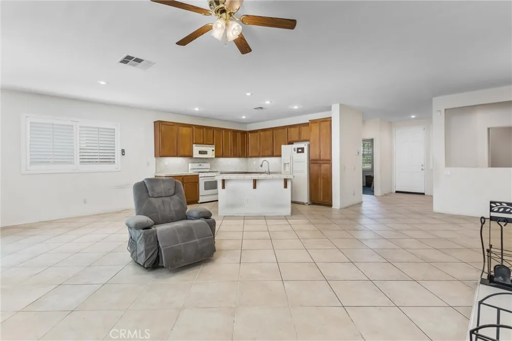 16796 Colt Way Moreno Valley, CA 92555