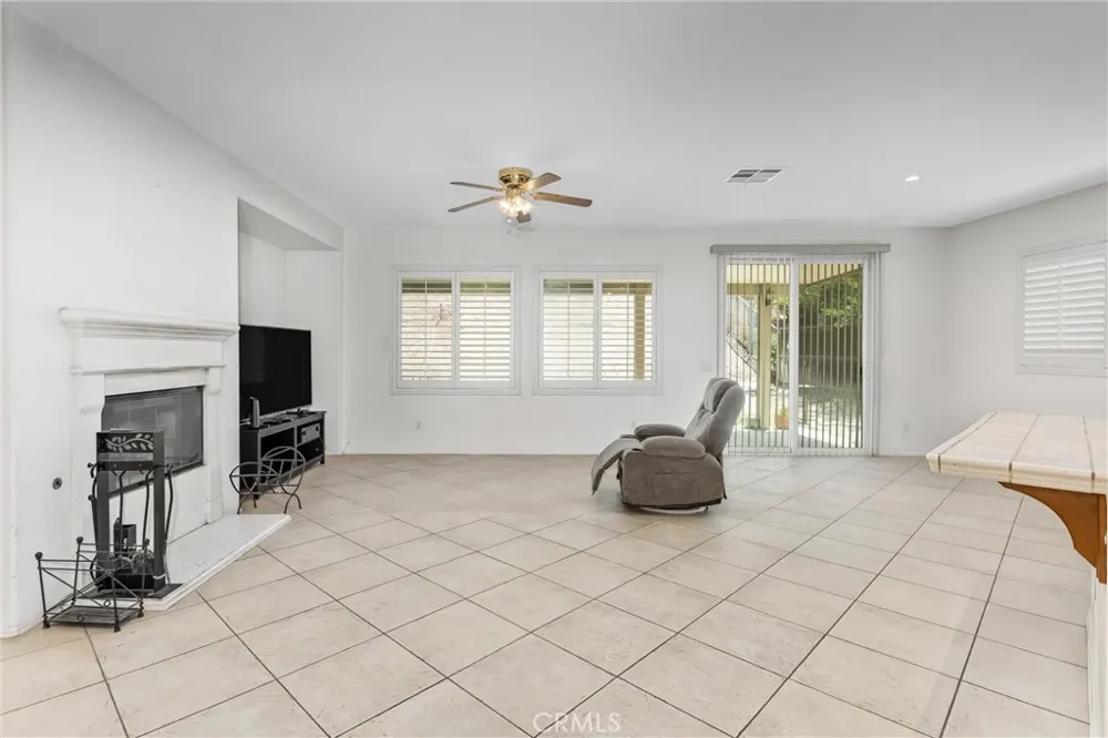 16796 Colt Way Moreno Valley, CA 92555