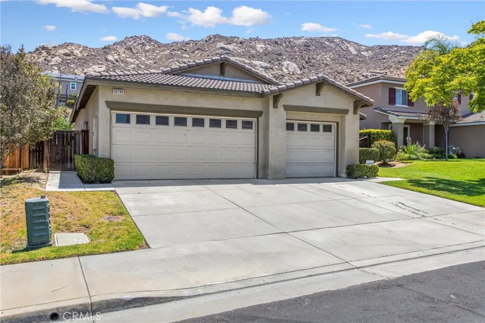 16796 Colt Way Moreno Valley, CA 92555