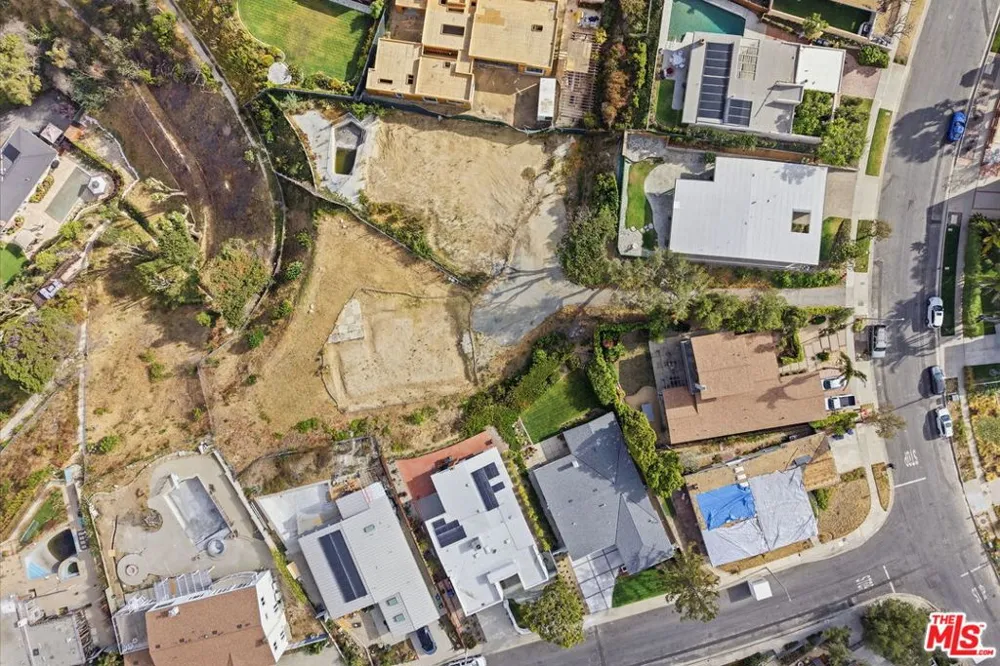 3442 Cloudcroft Drive Malibu, CA 90265