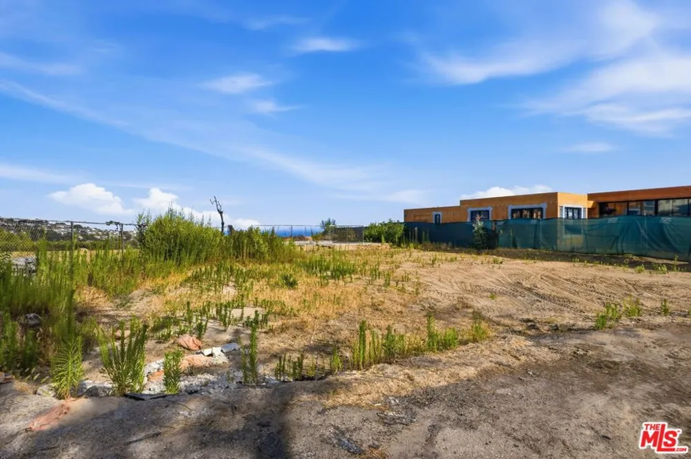 3442 Cloudcroft Drive Malibu, CA 90265