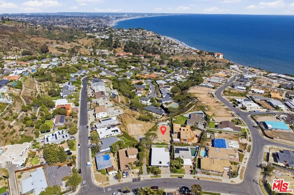 3442 Cloudcroft Drive Malibu, CA 90265