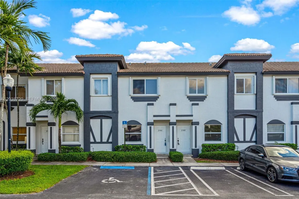 2306 SE 23rd Ter #2306 Homestead, FL 33035