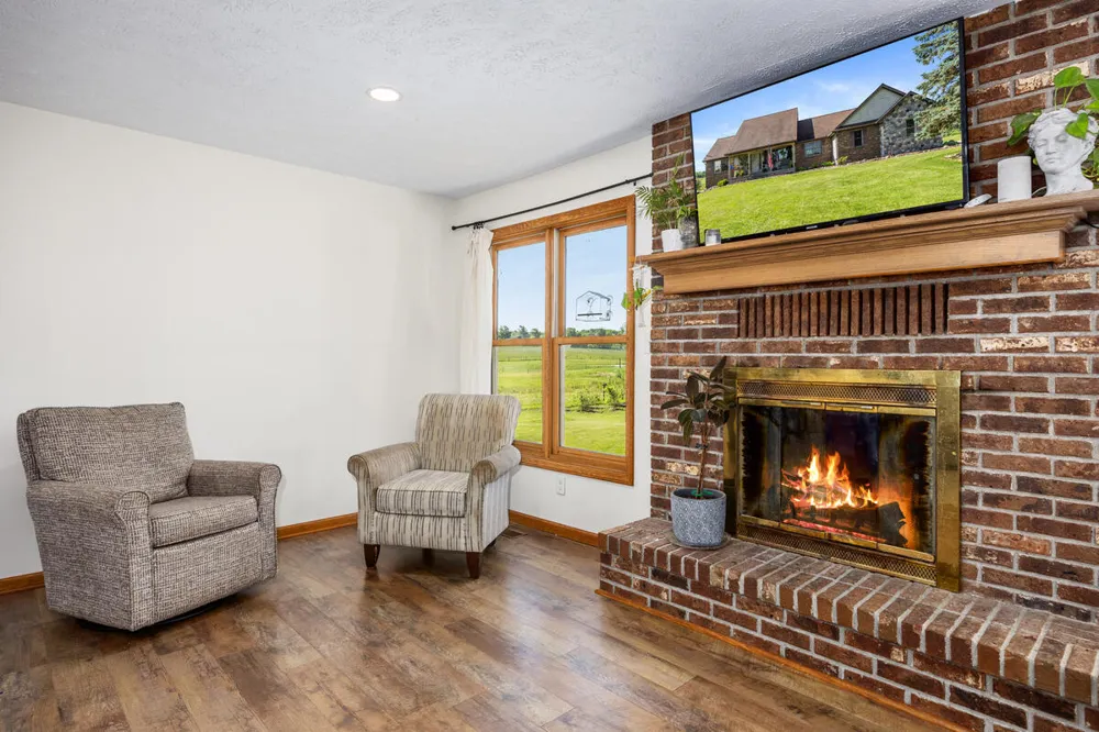2189 W Vermontville Highway Chester Township, MI 48813