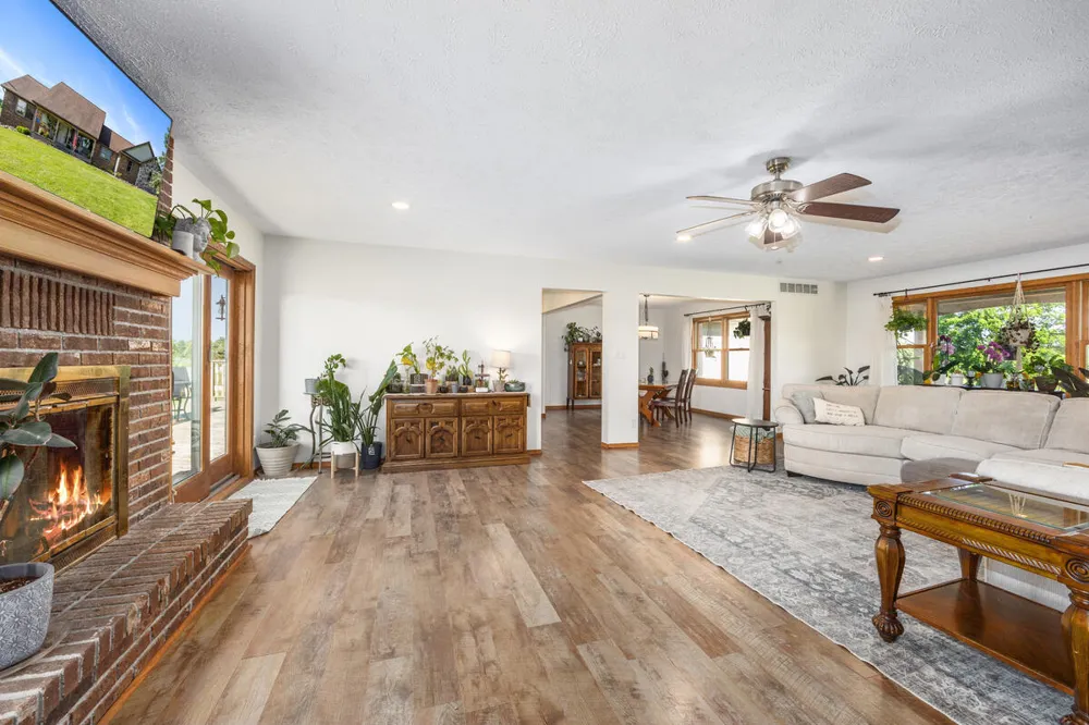 2189 W Vermontville Highway Chester Township, MI 48813