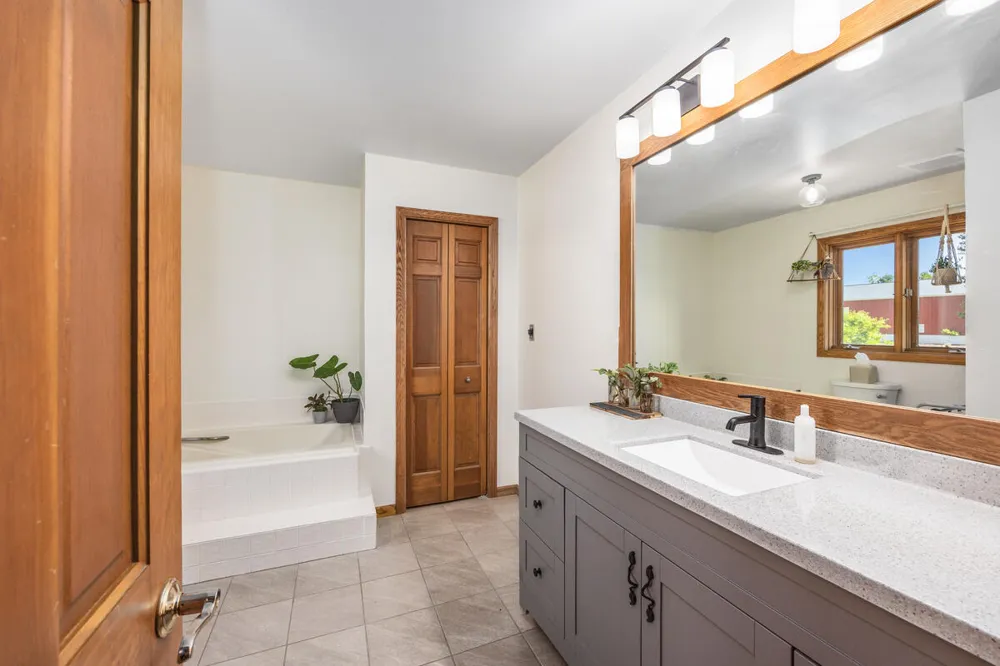 2189 W Vermontville Highway Chester Township, MI 48813