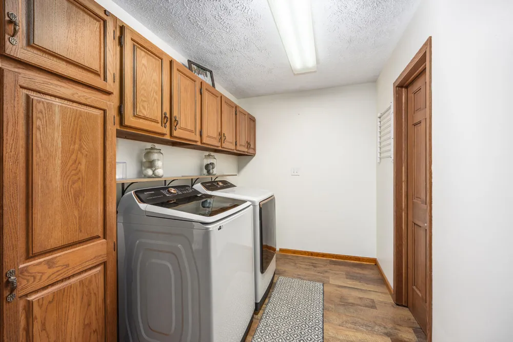 2189 W Vermontville Highway Chester Township, MI 48813