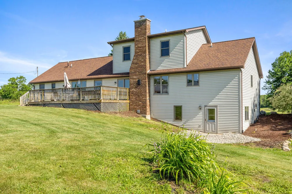 2189 W Vermontville Highway Chester Township, MI 48813