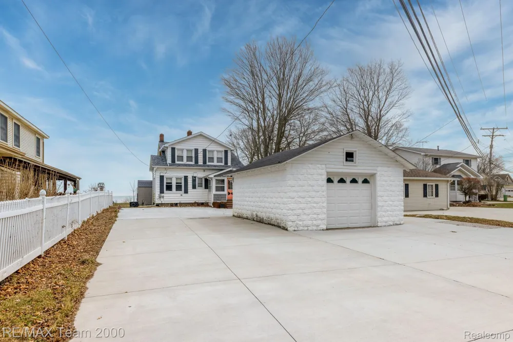 7745 Lakeview Drive Worth Township, MI 48450