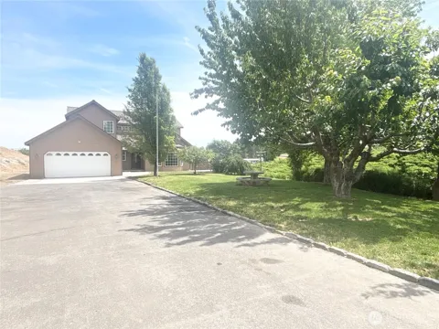 2261 Pleasant Hill Road