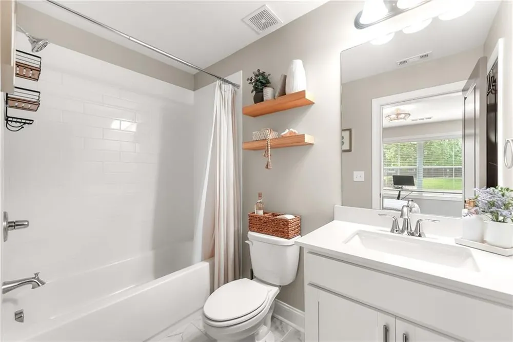 843 Angora Alley Scottdale, GA 30079