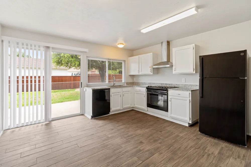 3709 Red Oak Drive Garland, TX 75043