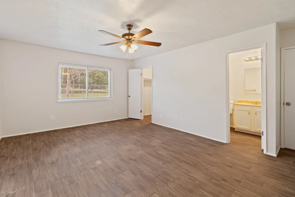 3709 Red Oak Drive Garland, TX 75043
