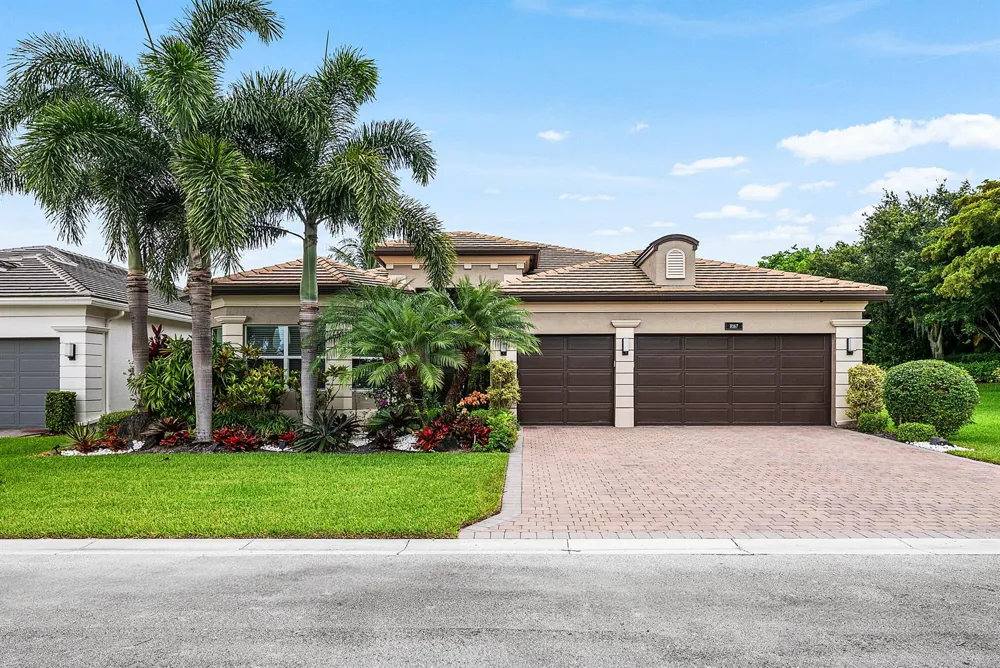 8167 Majestic Mountain Drive Boynton Beach, FL 33473