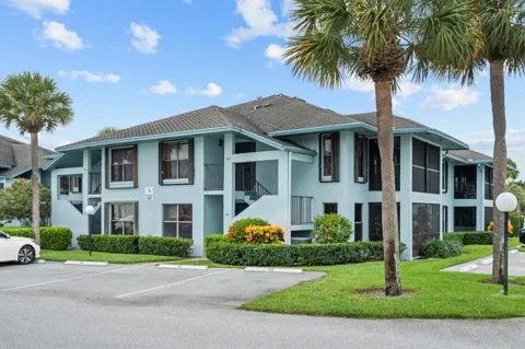 950 S Kanner Highway #402