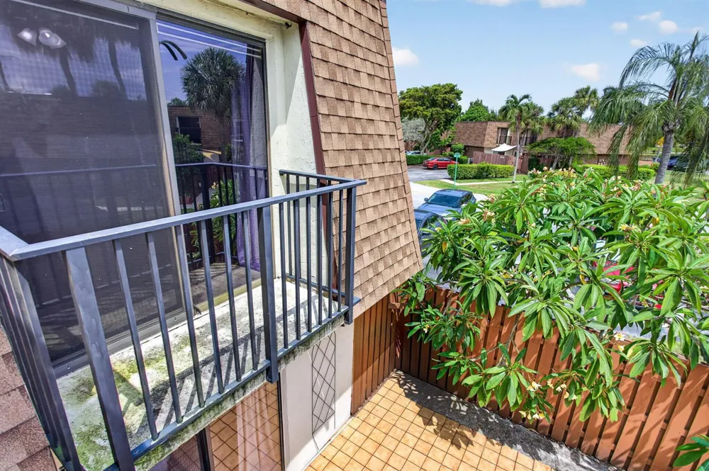 5408 NW 59th Place Tamarac, FL 33319