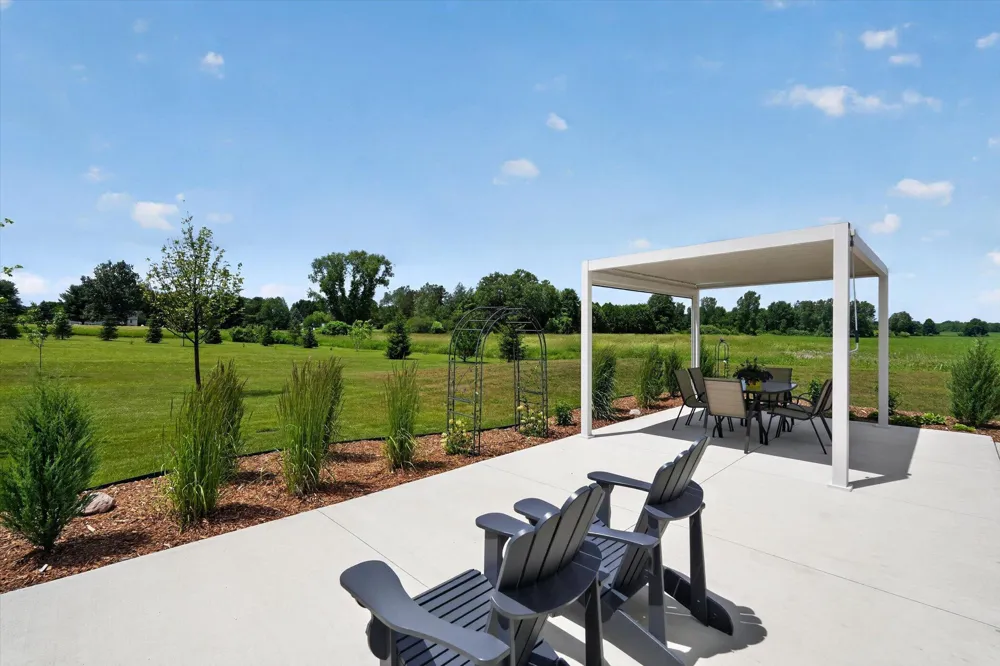7895 Oak Grove Road Howell City, MI 48855