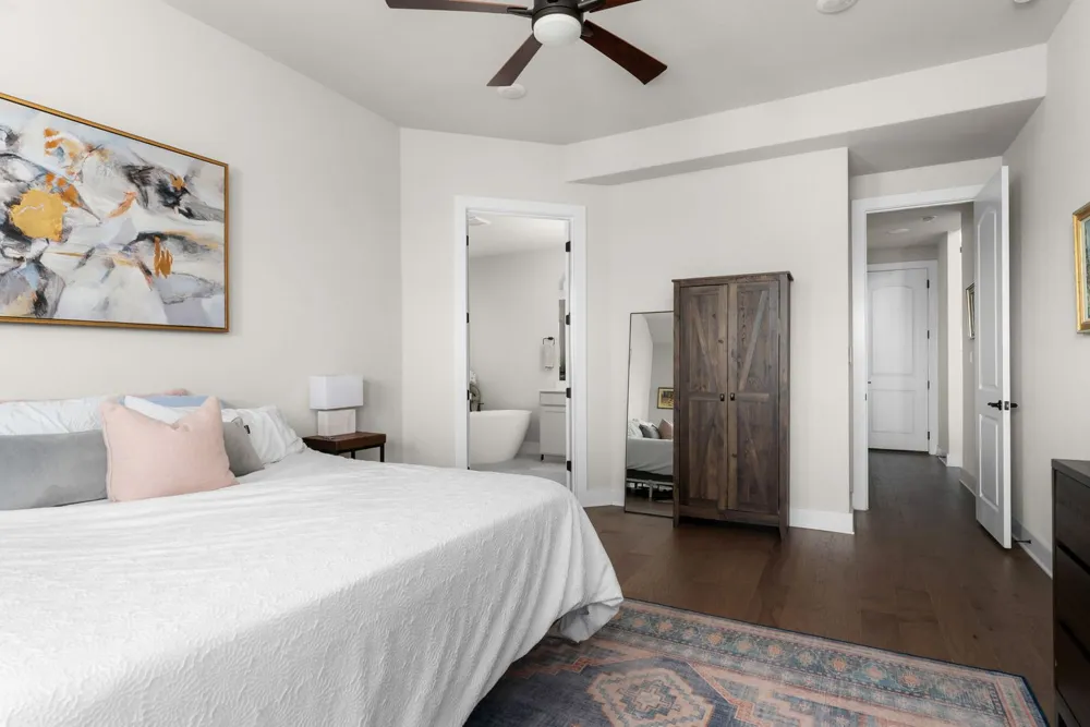137 Crescent Moon Court Dripping Springs, TX 78620