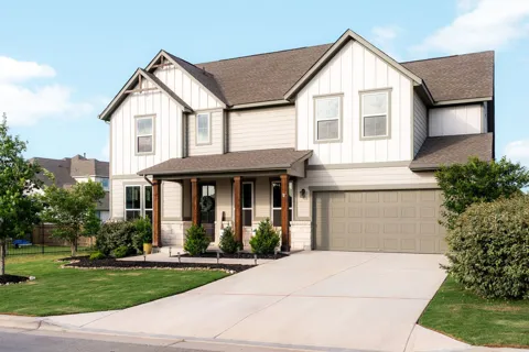 137 Crescent Moon Court