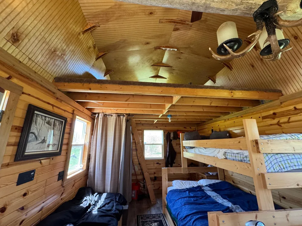 7233 Brown Road Kettle River, MN 55757