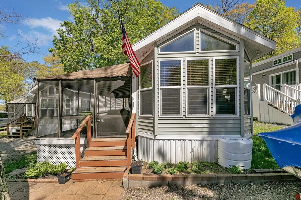 10255 Nevens Ave NW, #49 South Haven, MN 55382