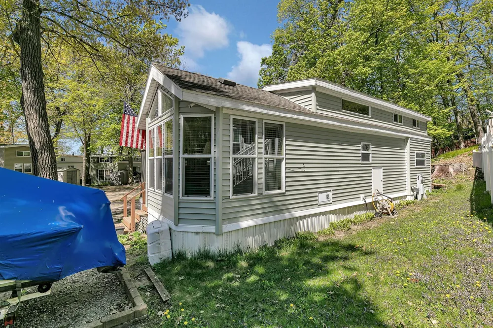 10255 Nevens Ave NW, #49 South Haven, MN 55382