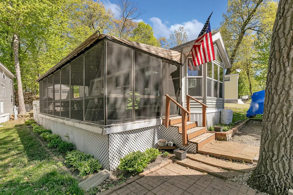 10255 Nevens Ave NW, #49 South Haven, MN 55382