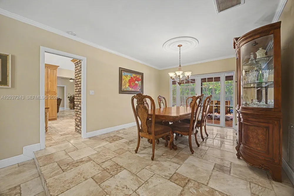 7880 SW 180th Ter Palmetto Bay, FL 33157