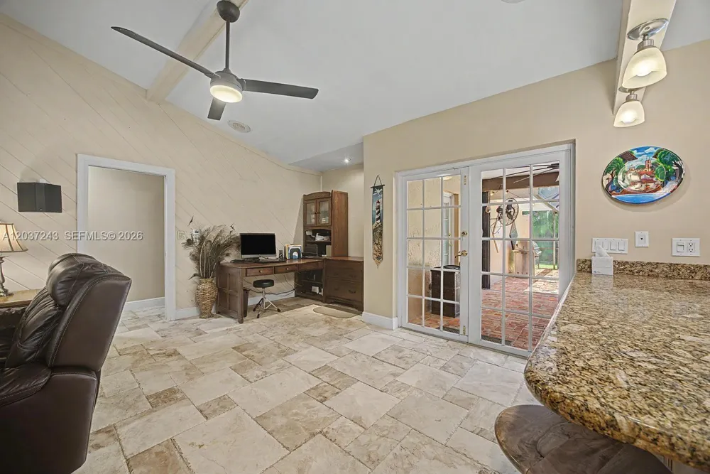7880 SW 180th Ter Palmetto Bay, FL 33157