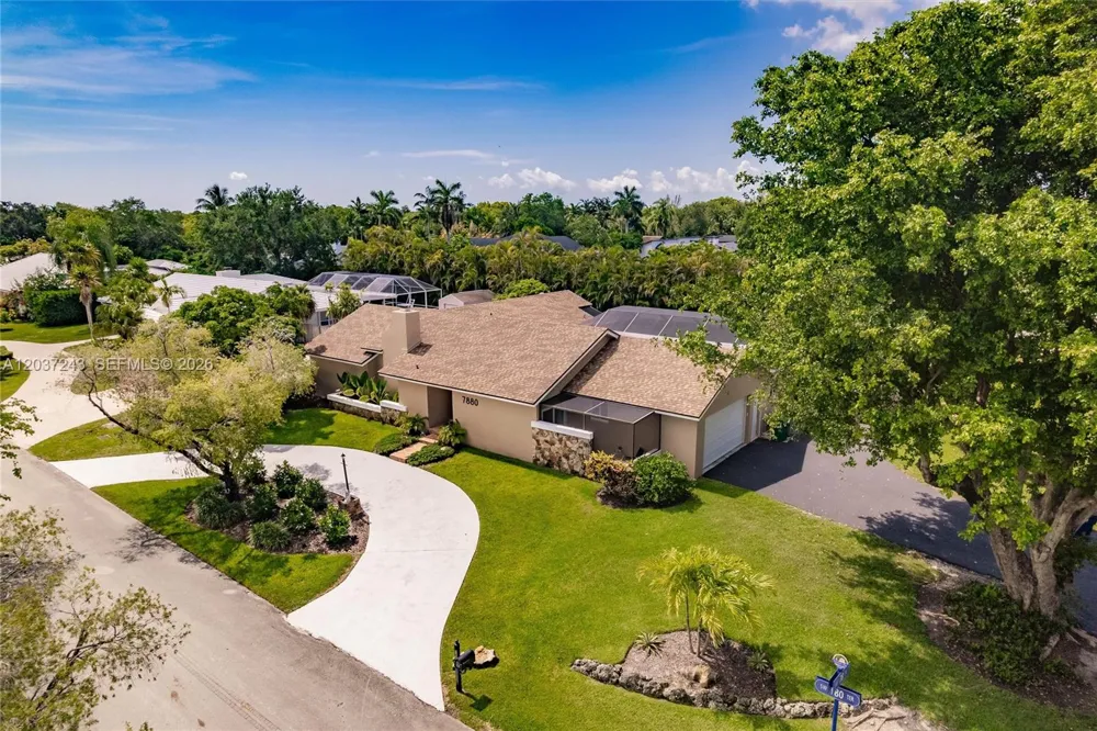 7880 SW 180th Ter Palmetto Bay, FL 33157