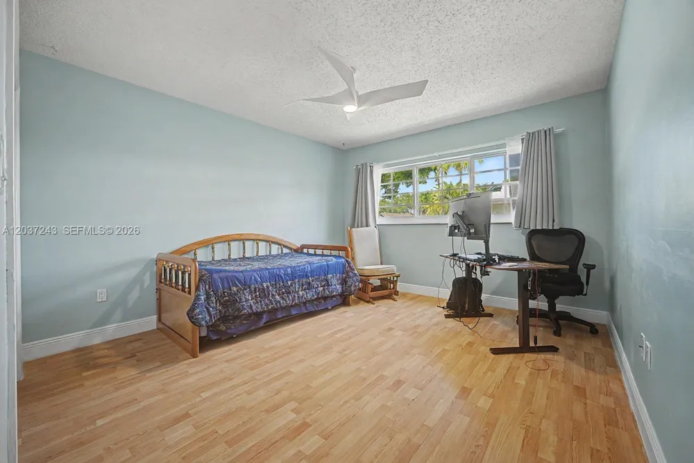 7880 SW 180th Ter Palmetto Bay, FL 33157