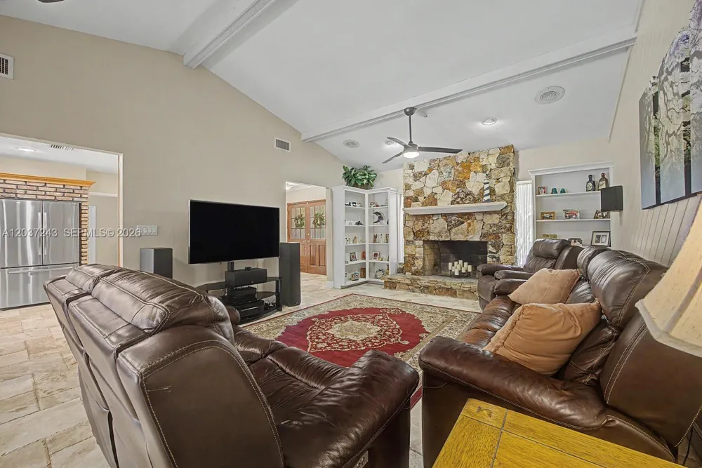 7880 SW 180th Ter Palmetto Bay, FL 33157