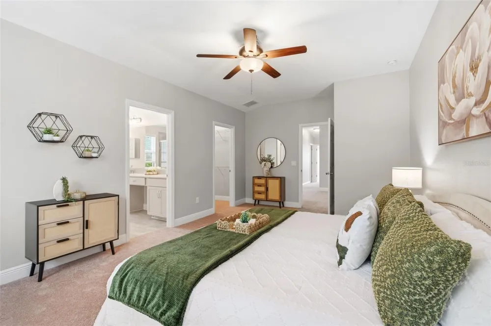 30040 SOUTHWELL LANE Wesley Chapel, FL 33543