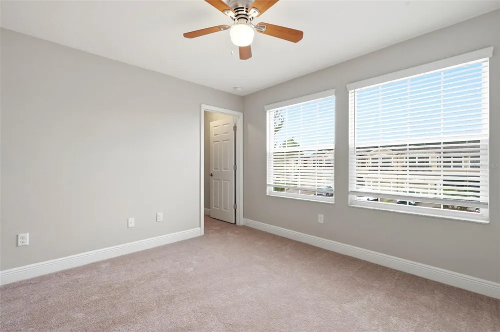 30040 SOUTHWELL LANE Wesley Chapel, FL 33543
