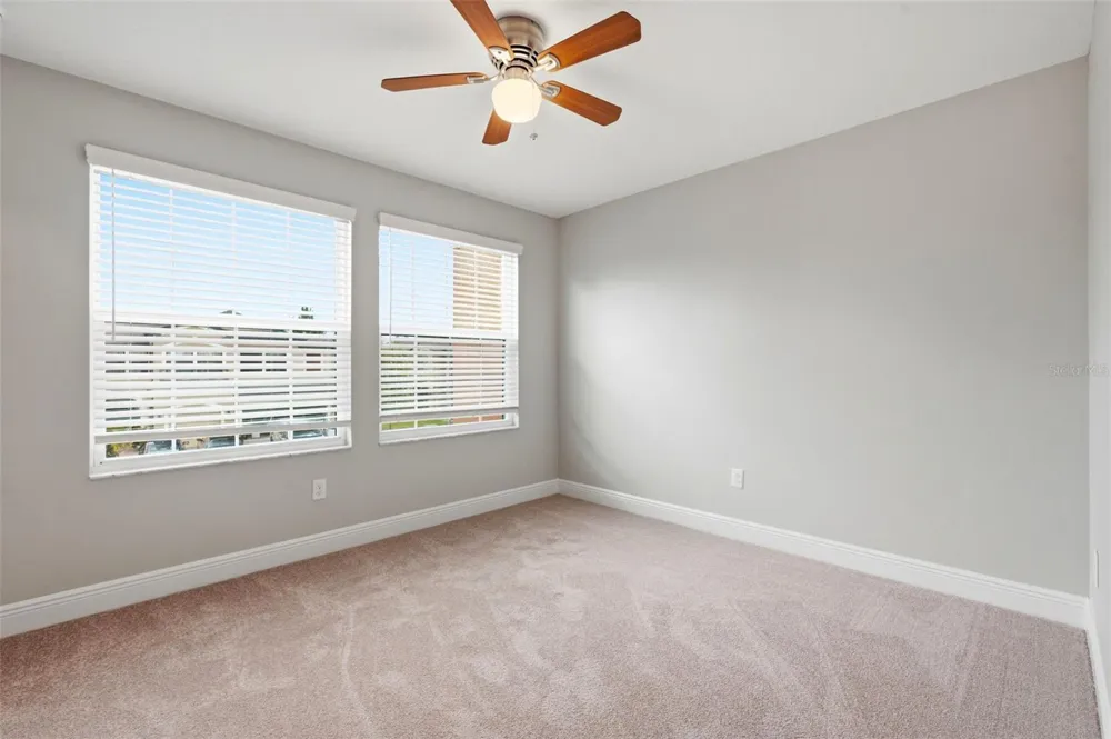 30040 SOUTHWELL LANE Wesley Chapel, FL 33543