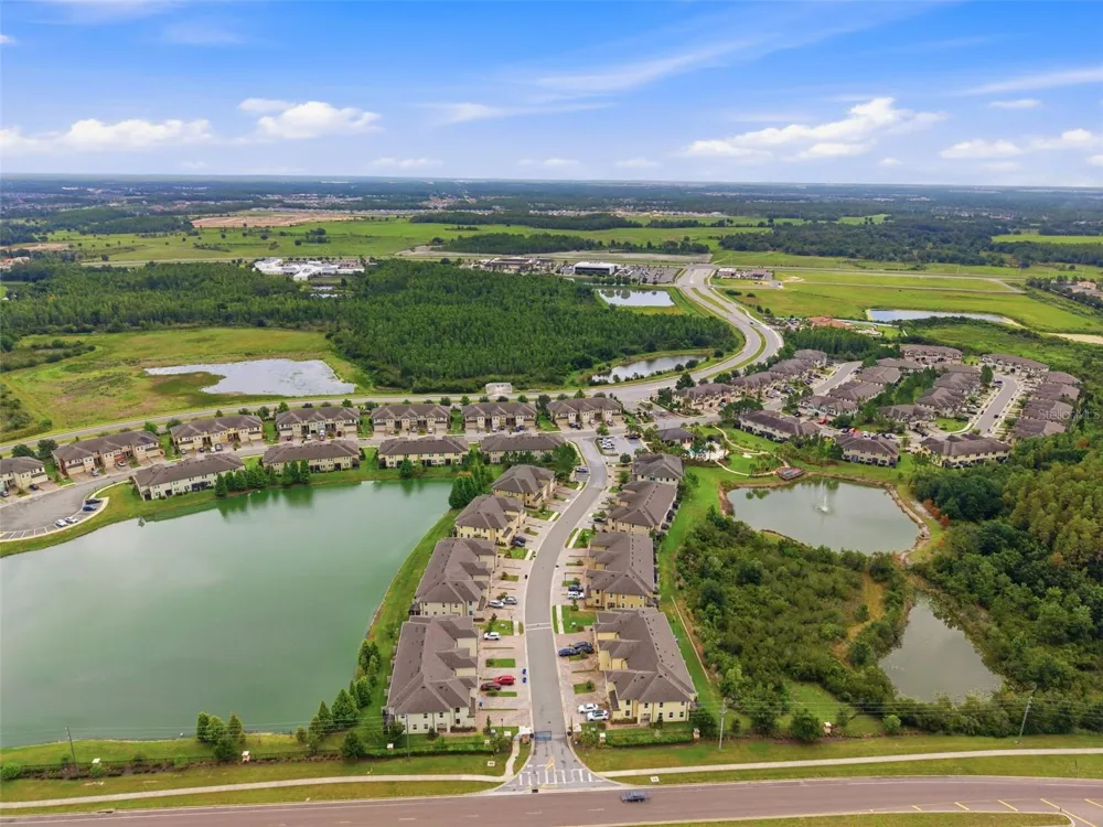 30040 SOUTHWELL LANE Wesley Chapel, FL 33543