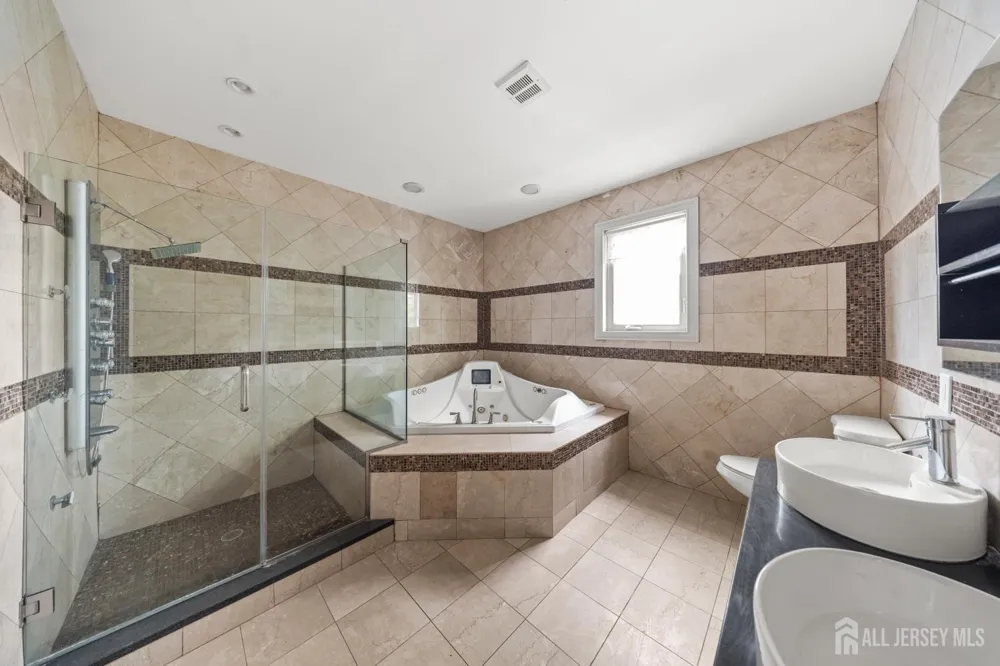 69-71 Summit Road Elizabeth, NJ 07208