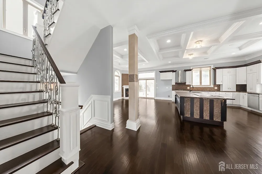69-71 Summit Road Elizabeth, NJ 07208