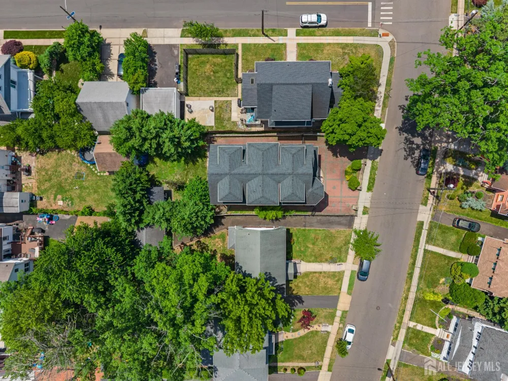 69-71 Summit Road Elizabeth, NJ 07208