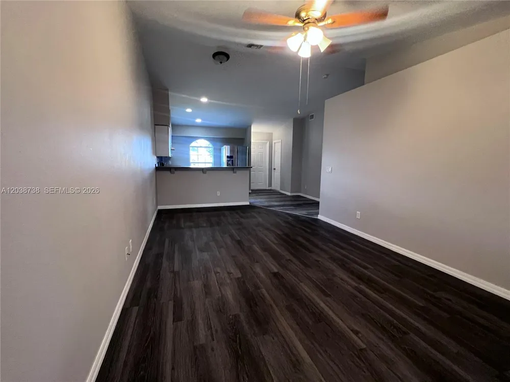 1808 SW SANTA BARBARA PL Cape Coral, FL 33991