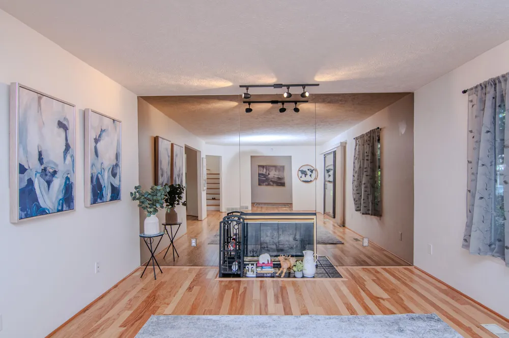 1325 Chartwell Carriage Way S East Lansing City, MI 48823