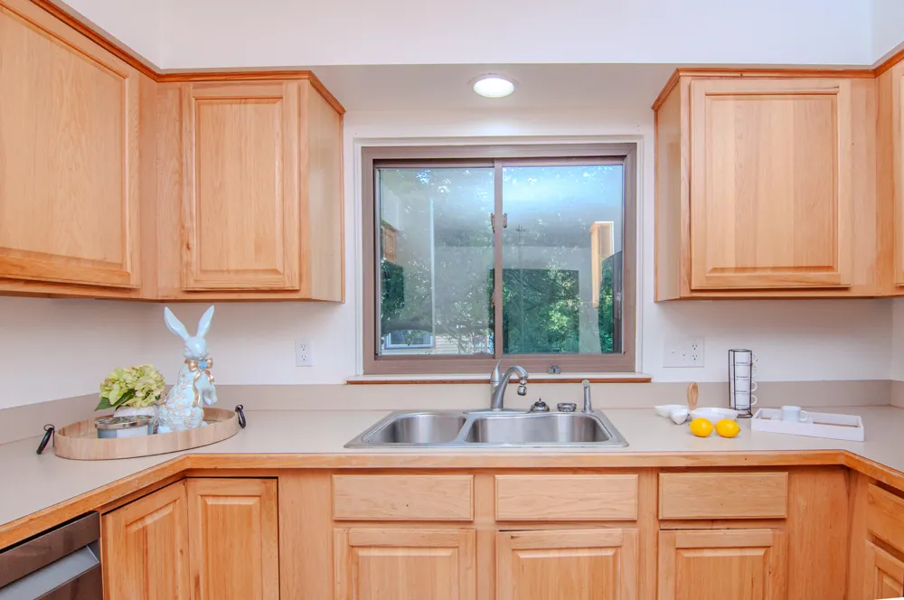 1325 Chartwell Carriage Way S East Lansing City, MI 48823