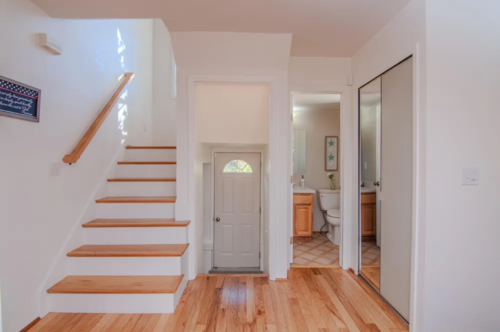 1325 Chartwell Carriage Way S East Lansing City, MI 48823